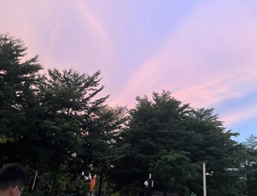 描写瞬间难过的好句